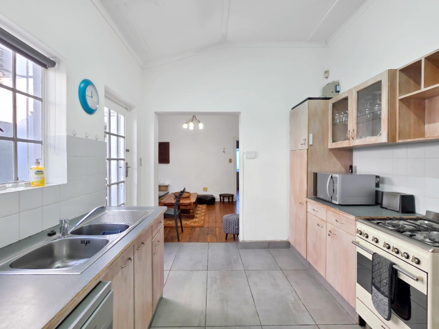 To Let 2 Bedroom Property for Rent in Zonnebloem Western Cape
